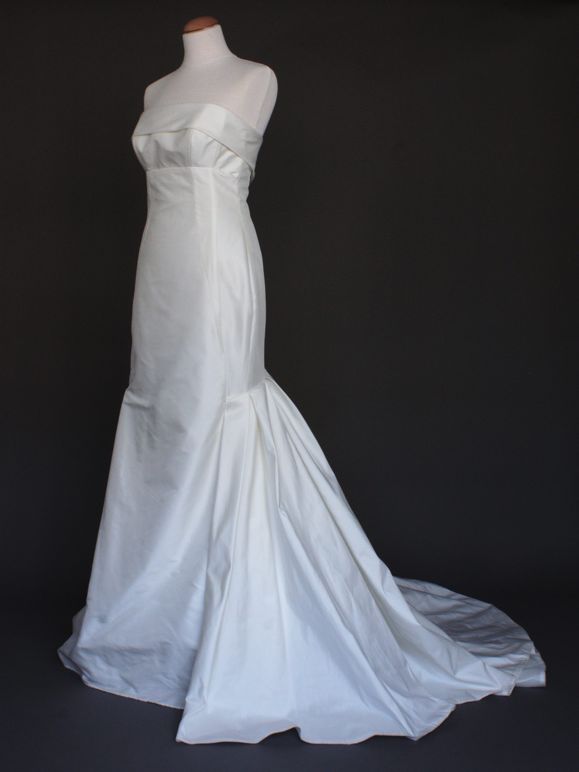 Faustine robe de mariée outlet profil