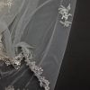 Dépôt-vente de robes de mariée outlet voile fleuri 2