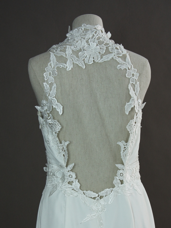 Lisbeth - Linea Raffaelli - detail dos - la mariée à Bicyclette - robe de mariée occasion