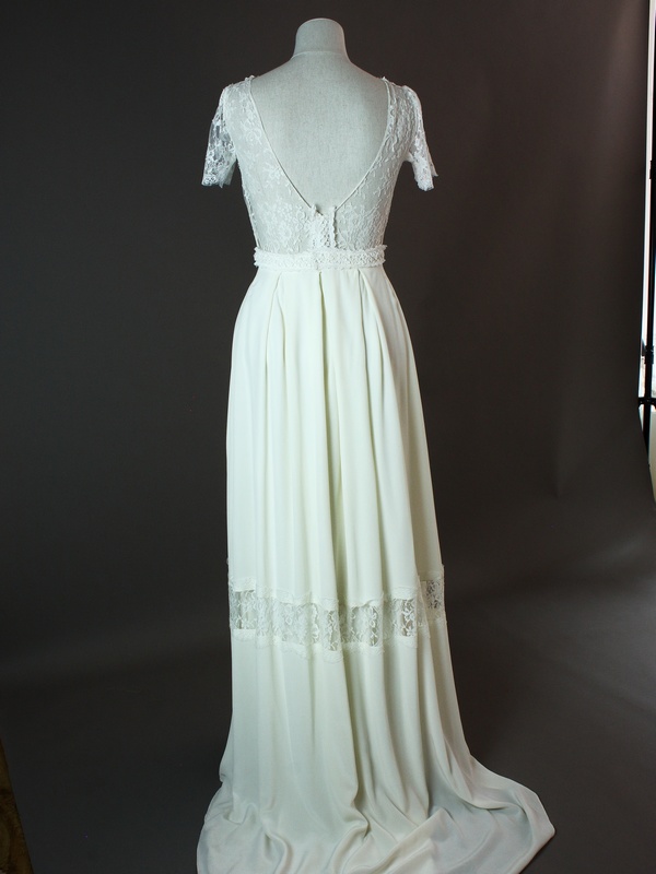 1701-36-007 - Mallarmé - Laure de Sagazan - dos - la mariée à Bicyclette - robe de mariée occasion