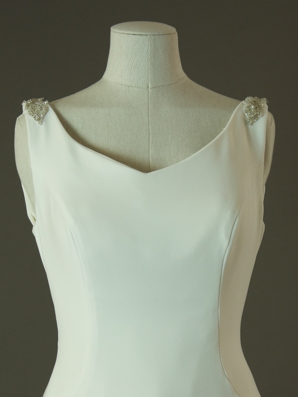 Tatianna - Pronovias - La mariée à bicyclette - robe de mariée d'occasion - détail devant