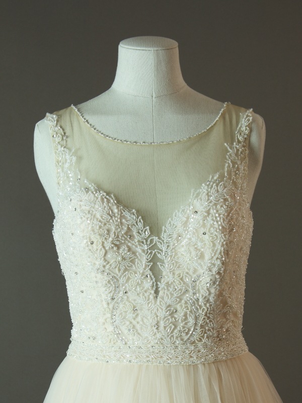 Ermine - Justin Alexander - La mariée à bicyclette - robe de mariée d'occasion - detail devant