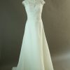 20-01-38-003 – Taylor – Pronovias – La mariée à bicyclette – robe de mariéee d’occasion – devant