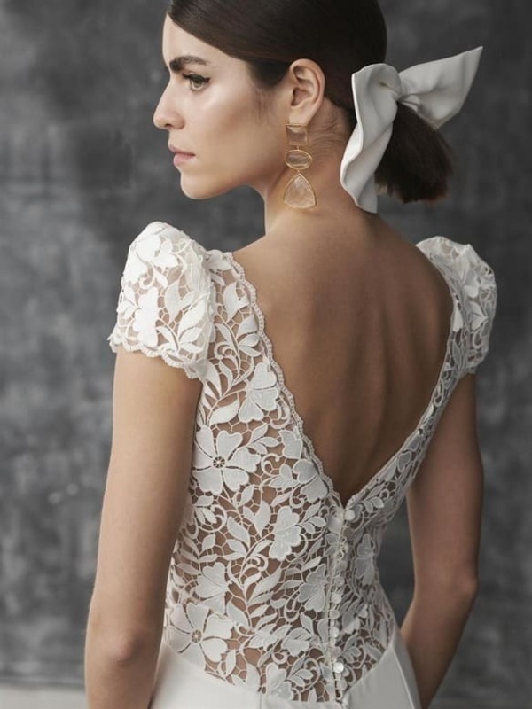 2208-38-002-Talia-Marylise-la-mariee-a-bicyclette-robe-de-mariee-seconde-main-cat (5)