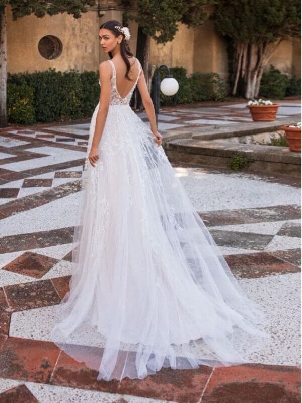 2409-40-001-elara-pronovias-la-mariee-a-bicyclette-robe-de-mariee-outlet-cat (6)