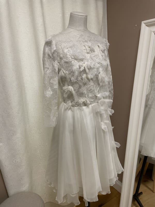 2503-38-004 – alizee-veronique-billiet-la-mariee-a-bicyclette-robe-de-mariee-seconde-main (3)