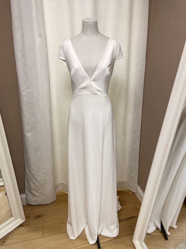 2501-42-009-maria-maison-boneva-la-mariee-a-bicyclette-robe de mariee-outlet (1)