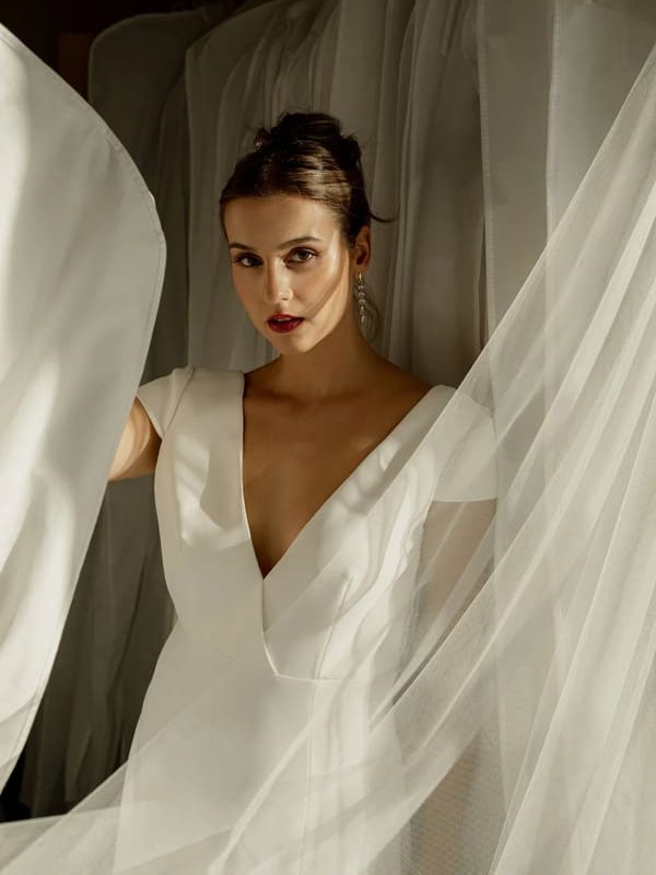 2501-42-009-maria-maison-boneva-la-mariee-a-bicyclette-robe de mariee-outlet-cat (1)
