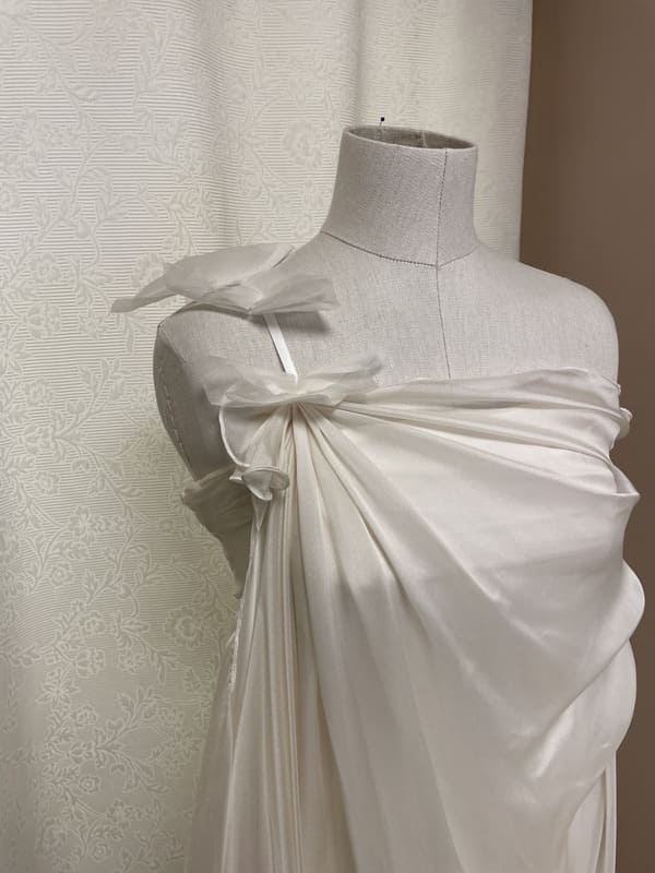 2504-36-015-doris-veronique-billiet-la-mariee-a-bicyclette-robe-de-mariee-seconde-main (3)