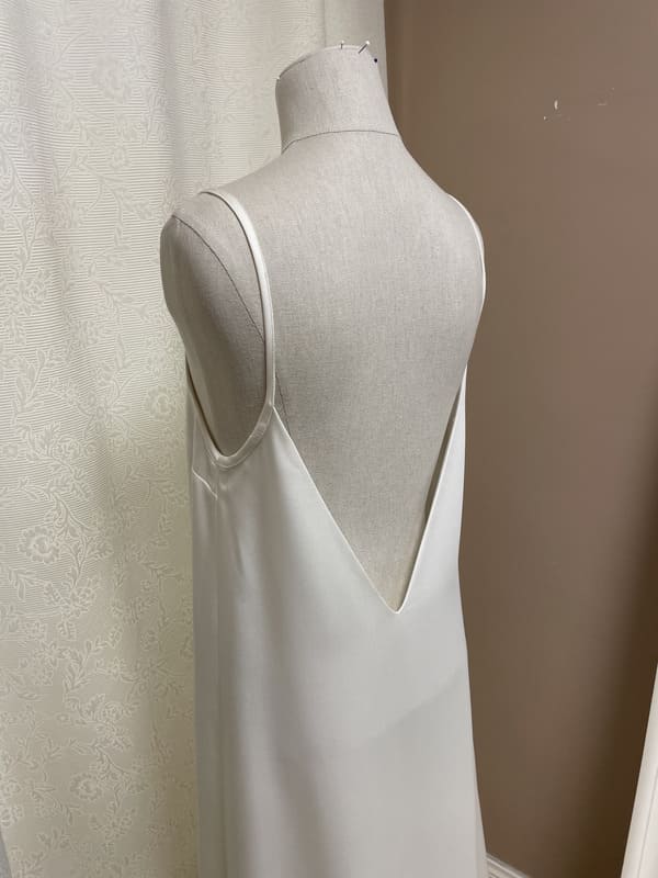 2504-38-005-yera-marylise-la-mariee-a-bicyclette-robe-de-mariee-seconde-main (4)