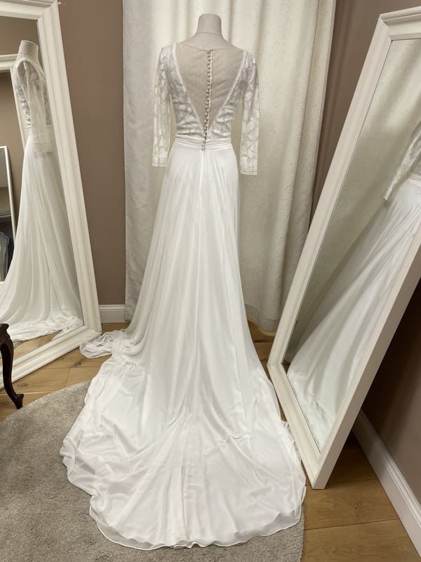 2505-38-001 b-medes-alma-novia-la-mariee-a-bicyclette-robe-de-mariee-seconde-main (4)