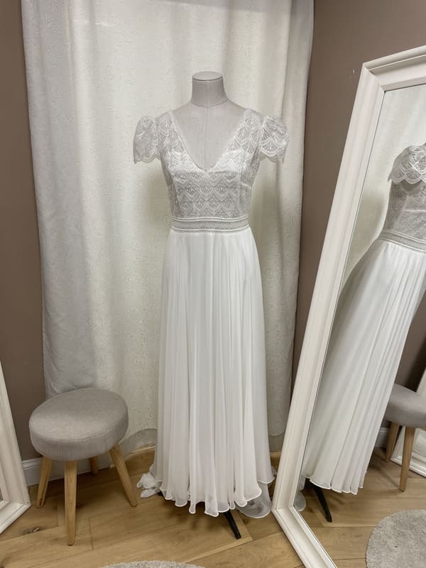 2506-38-003-Cayo Coco-Rembo-Styling-la-mariee-a-bicyclette-robe-de-mariee-seconde-main (1)