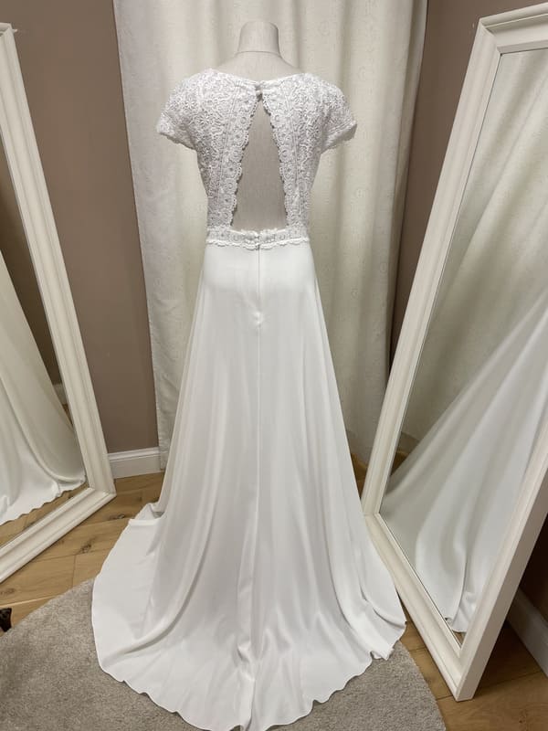 2506-42-004-lexi-alma-novia-la-mariee-a-bicyclette-robe-de-mariee-seconde-main (6)