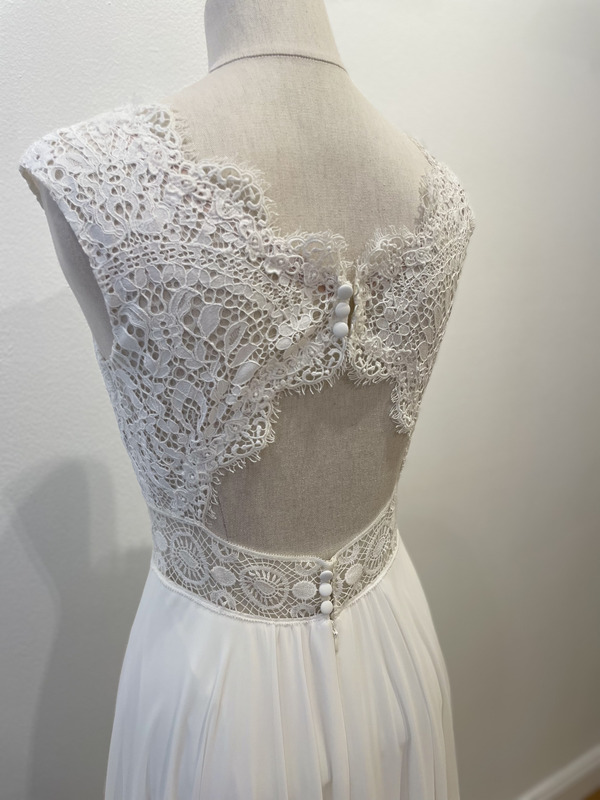 2504-38-001-laure-marylise-la-mariee-a-bicyclette-robe-de-mariee-seconde-main (6)