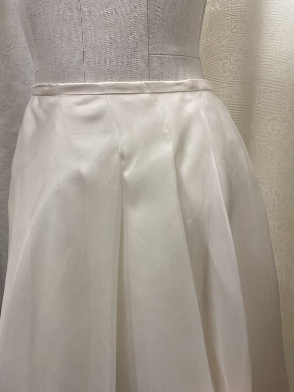 2504-38-012-july-veronique-billiet-la-mariee-a-bicyclette-robe-de-mariee-seconde-main (4)