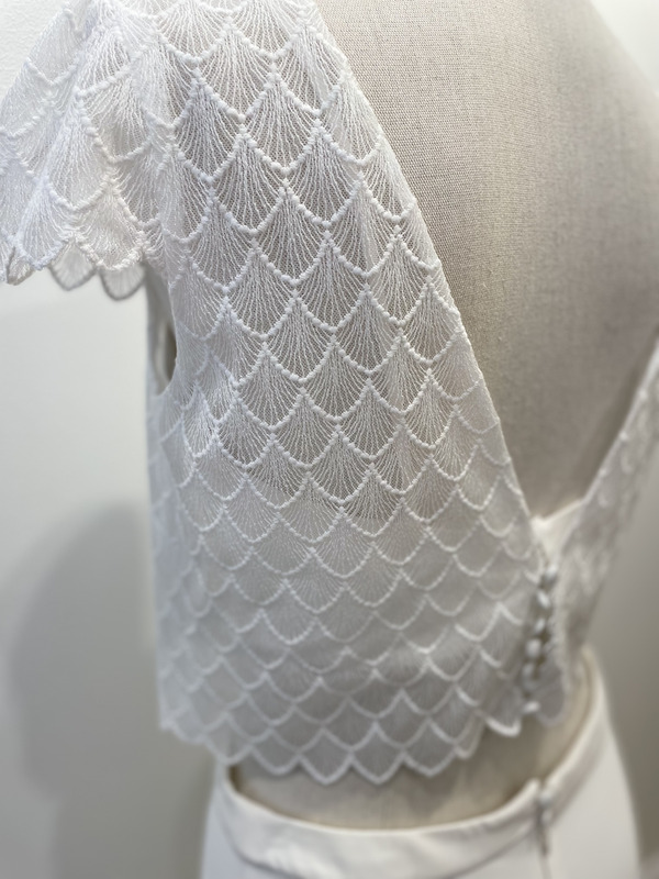 2505-38-004-ecina-la-mariee-a-bicyclette-robe-de-mariee-outlet (2)