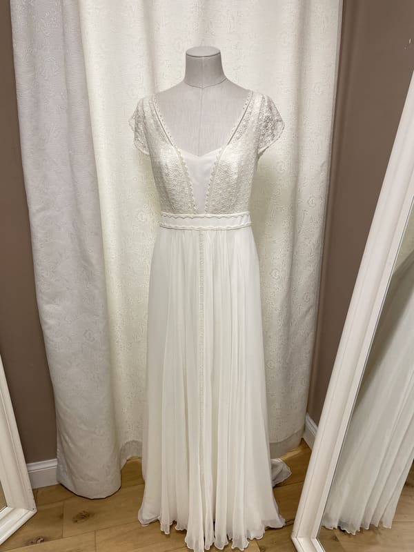 2506-38-002-Galante-Rembo-Styling-la-mariee-a-bicyclette-robe-de-mariee-seconde-main (1)