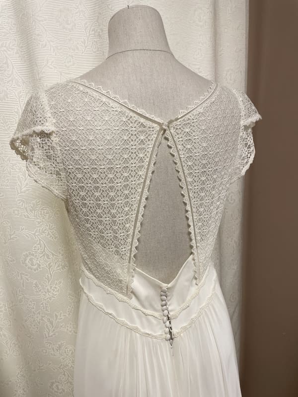 2506-38-002-Galante-Rembo-Styling-la-mariee-a-bicyclette-robe-de-mariee-seconde-main (4)