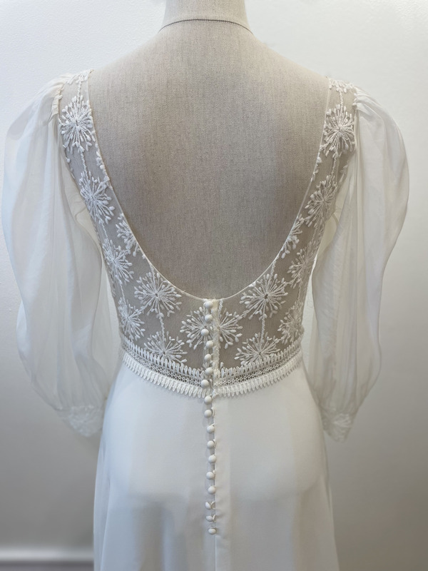 2508-38-004-etoile-lambert-creations-la-mariee-a-bicyclette-robe-de-mariee-seconde-main (2)