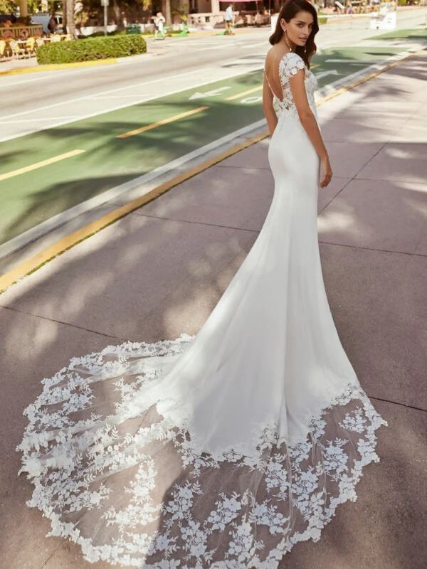 2508-38-010-carly-luna-novias-la-mariee-a-bicyclette-robe-de-mariee-seconde-main-cat (5)