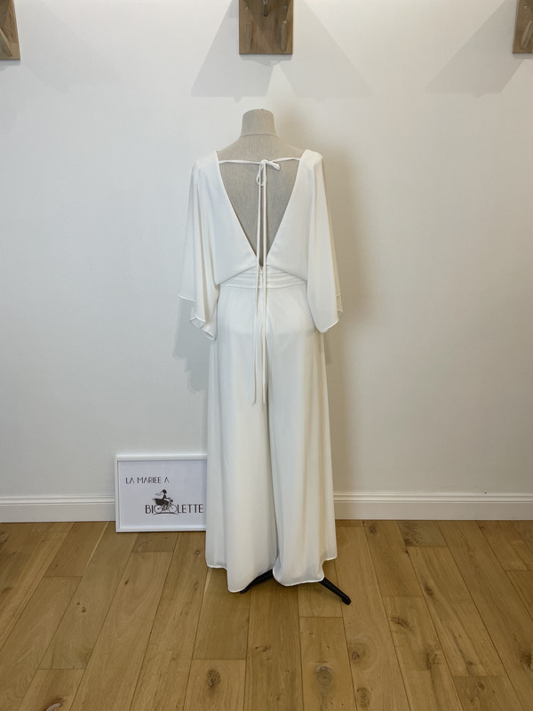 2509-38-001-waddox-alma-novia-la-mariee-a-bicyclette-robe-de-mariee-seconde-main (2) 2509-38-001-waddox-alma-novia-la-mariee-a-bicyclette-robe-de-mariee-seconde-main (2)