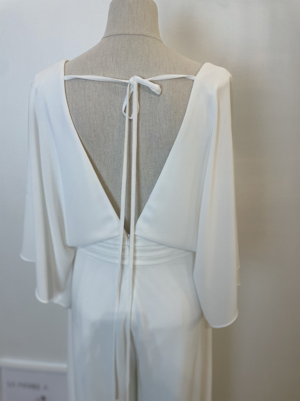 2509-38-001-waddox-alma-novia-la-mariee-a-bicyclette-robe-de-mariee-seconde-main (3) 2509-38-001-waddox-alma-novia-la-mariee-a-bicyclette-robe-de-mariee-seconde-main (3)