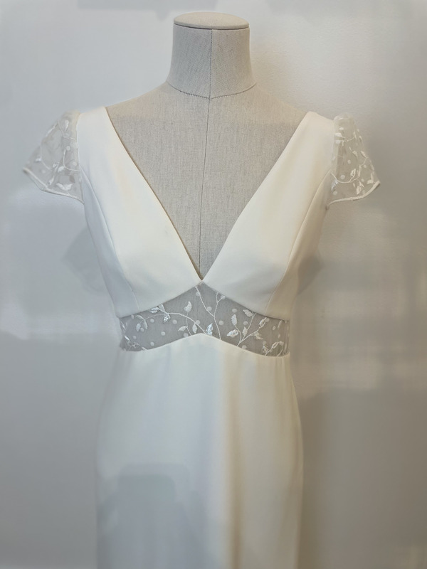 2510-36-002-brigitte-marylise-la-mariee-a-bicyclette-robe-de-mariee-seconde-main (1) 2510-36-002-brigitte-marylise-la-mariee-a-bicyclette-robe-de-mariee-seconde-main (1)